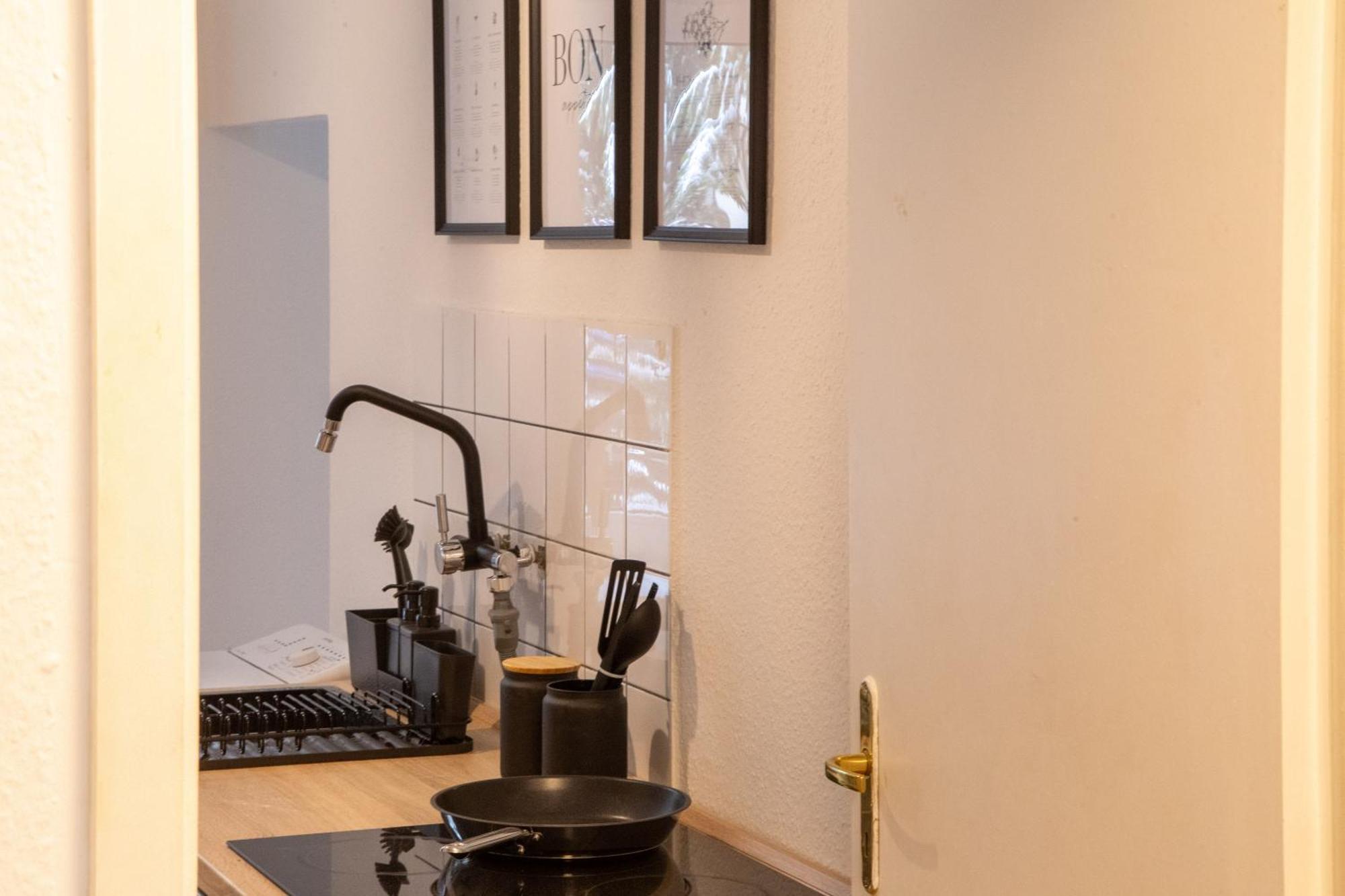 ベルリンMassagesessel, King-Sized Bed, Billardtisch, 2 Couchesアパートメント エクステリア 写真